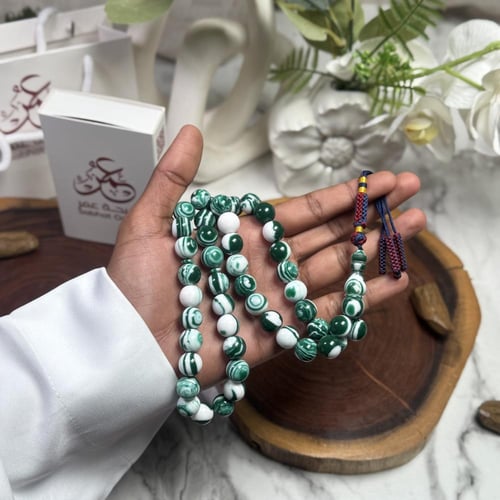 مسباح بكلايت اخضر مخلوط كركوشة