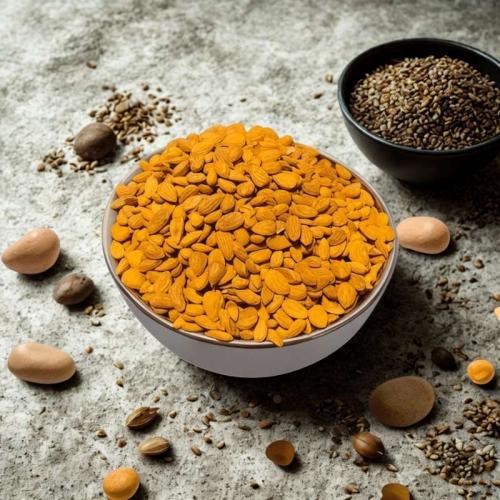 لوز يمني درجه اولى فاخر يبدأ بوزن 250 جرام