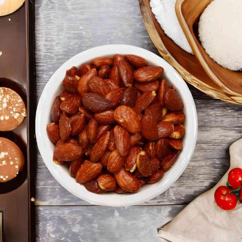 لوز محمص مالح يبدأ بوزن 250 جرام