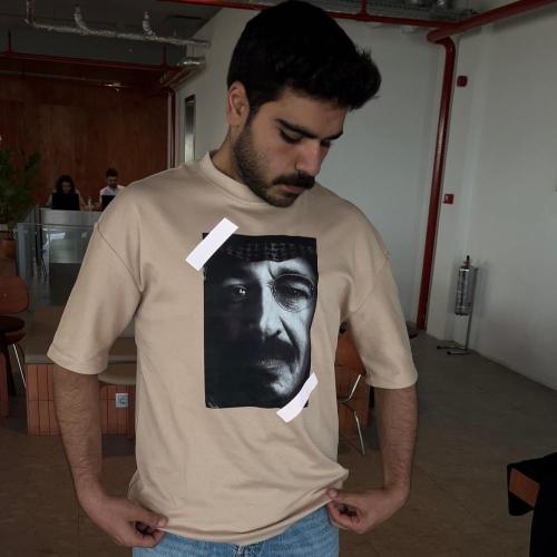 تيشيرت المؤسس وولي العهد