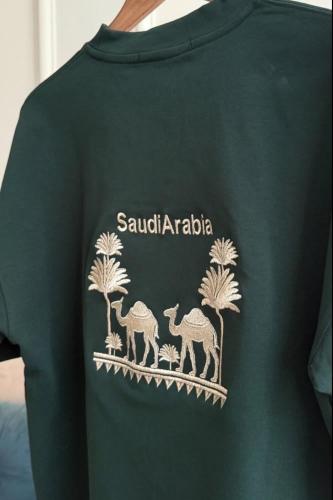تيشيرت السعودية أخضر