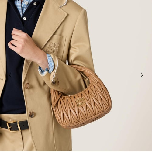 حقيبة هوبو واندر miu miu