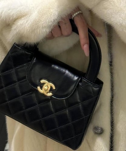 Chanel Kelly bag
