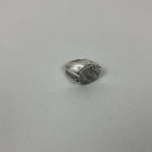 خاتم فضه رجالي شنكار (رمادي رخامي)