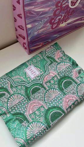 مخور Reema قماش حرير ايطالي المُزين بالشك اليدوي