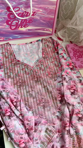 مخور Rose مخور جاهز مخيط مُزين بالفصوص والخيوط بال...