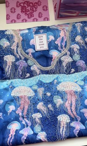 مخور Jelly قماش من الحرير مُزين بالشك اليدوي