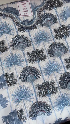 مخور Aaliya قماش من الحرير المُزين بالشك اليدوي