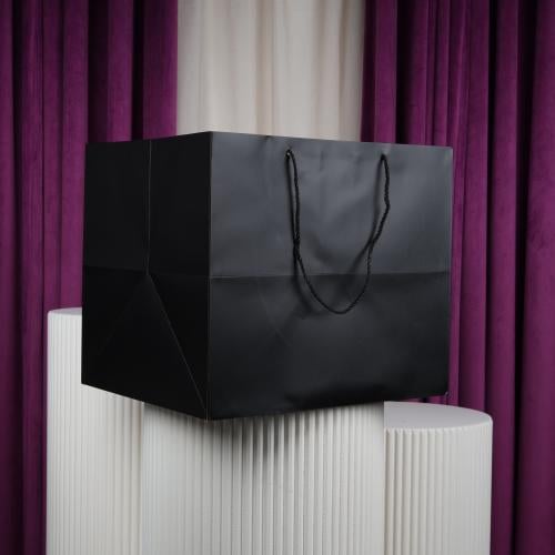 أكياس أسود مربع كبير شيال