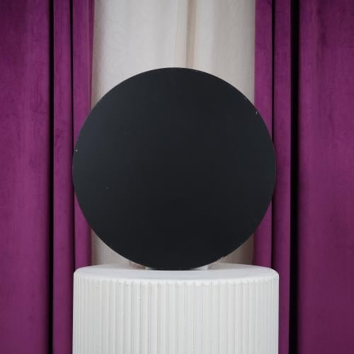 قاعدة خشب دائري كبير أسود