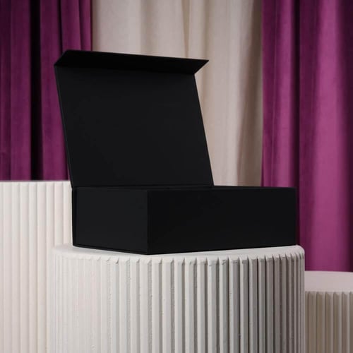 علب تركيب وسط اسود