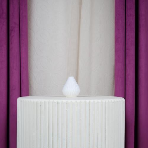 شموع معطرة أبيض