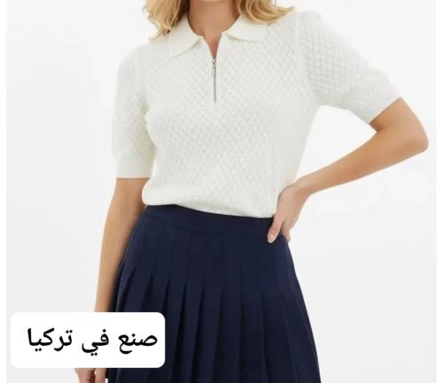 تي شيرت سترة تريكو نسائية بياقة بولو بقماش مزخرف و...