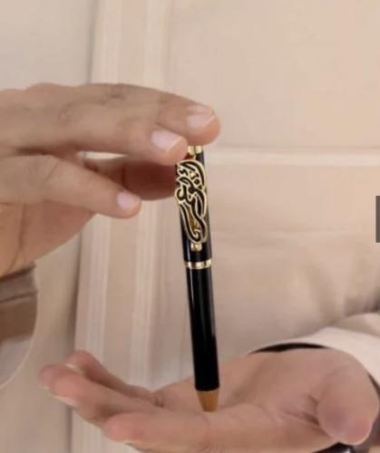 قلم مبطن بالاسم – اسود