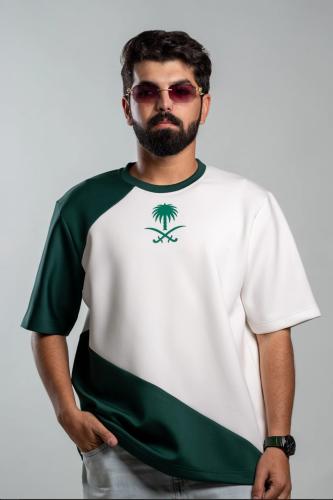 تيشيرت اليوم الوطني 96 عزنا بطبعنا