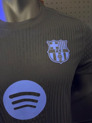 تيشيرت- برشلونة 26-25