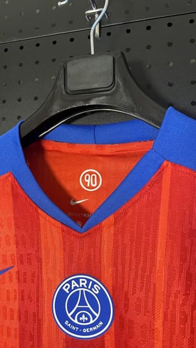 تيشيرت باريس 26-25