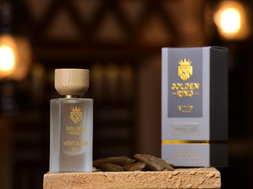 عطر Vintage 81