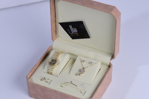 طقم إكسسوارات نسائية