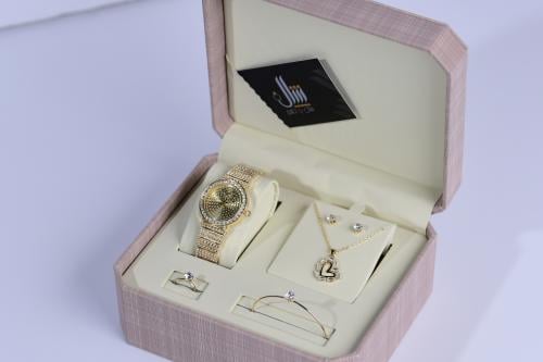 طقم إكسسوارات نسائية