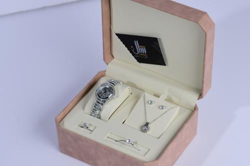 طقم إكسسوارات نسائية