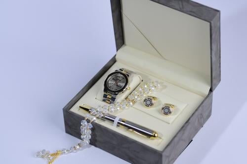 طقم إكسسوارات رجالية