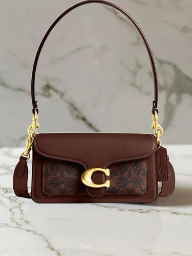 Coach Tabby 20 Shoulder Bag