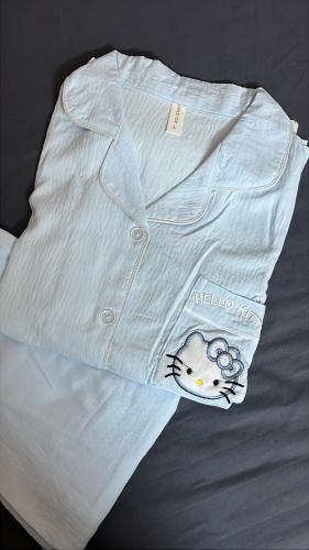 بجامة hello kitty
