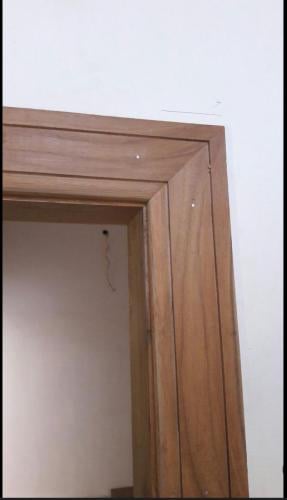 برواز خشبي
