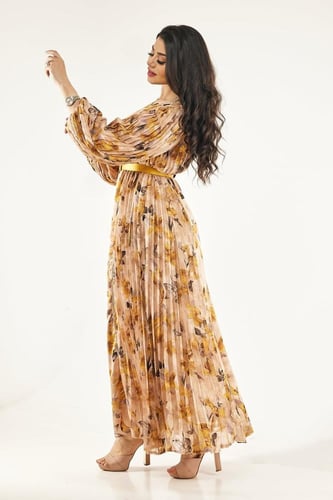 فستان طويل مورد اكمام طويلة