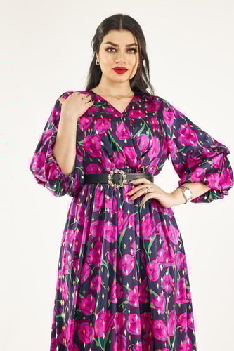 فستان مورد طويل قصة سبعة