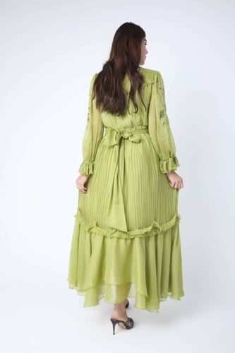 فستان ناعم بأكمام وقصة ياقة V