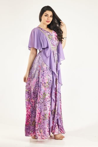 فستان طويل قبة سبه قصة مميزة على الاكتاف