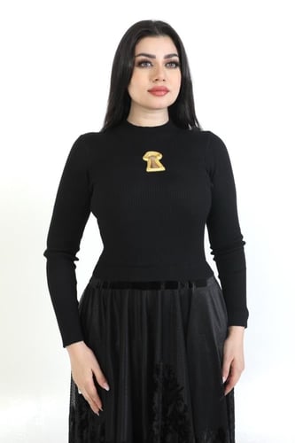 فستان “ دانتيل راقي” – أناقة متوازنة ولمسة فخامة ن...