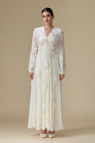 فستان شيفون تطريز ناعم على الصدر والاكمام