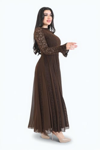 فستان “دانتيل انسيابي” – أنوثة راقية بتفاصيل ناعمة...