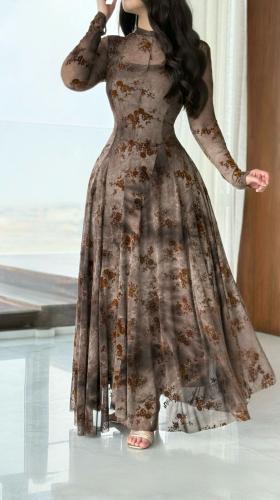 فستان “رومانسية الورد الهادئ” – أنوثة ناعمة بطابع...