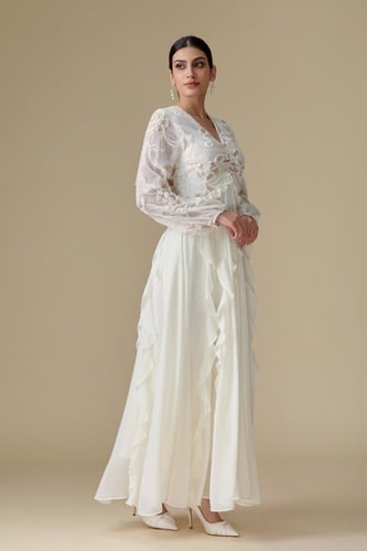 فستان شيفون تطريز ناعم على الصدر والاكمام