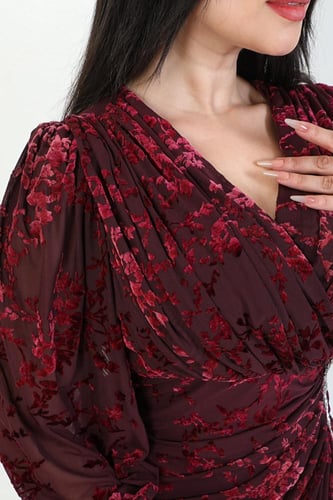 فستان “شيفون درابيه واثق” – أنوثة راقية بتفاصيل نا...