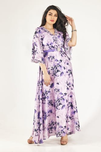 فستان طويل اكمام مع حزم على الخصر