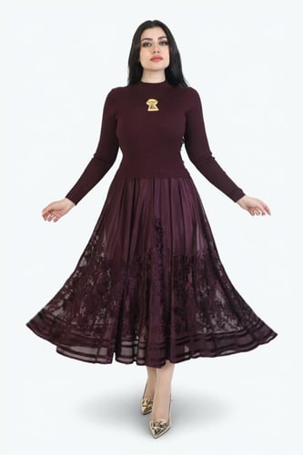 فستان “ دانتيل راقي” – أناقة متوازنة ولمسة فخامة ن...