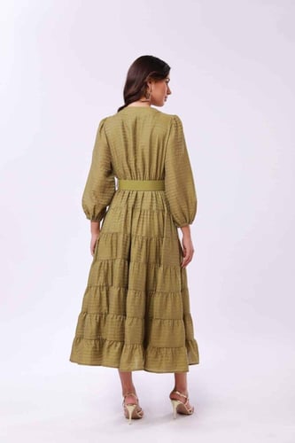 فستان ميدي كسرات ناعمة ولمعة