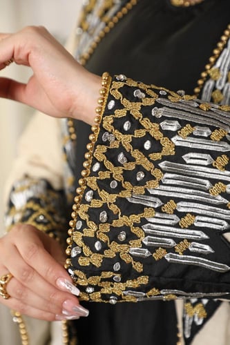 جلابية قطعتين وعباية كم واسع