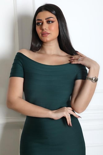 فستان بكسرات متناسقه