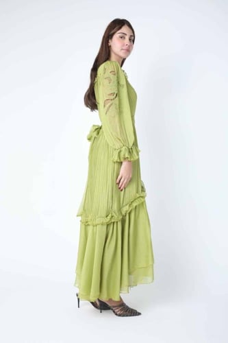 فستان ناعم بأكمام وقصة ياقة V