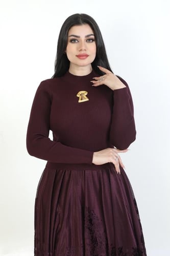 فستان “ دانتيل راقي” – أناقة متوازنة ولمسة فخامة ن...