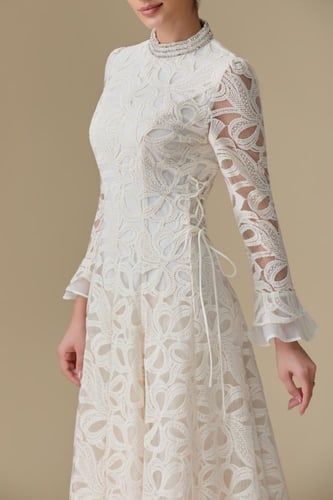 فستان ميد كم فرنسى “دانتيل أميري راقٍ” – أنوثة كلا...