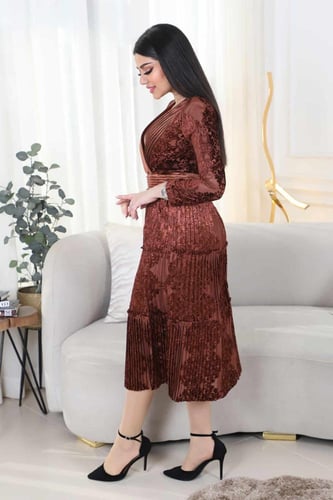 فستان كلاسيك ناعم