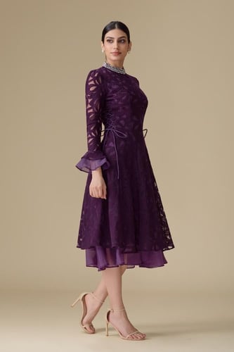 فستان ميد كم فرنسى “دانتيل أميري راقٍ” – أنوثة كلا...