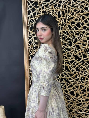 فستان مشجر باكمام انيقة